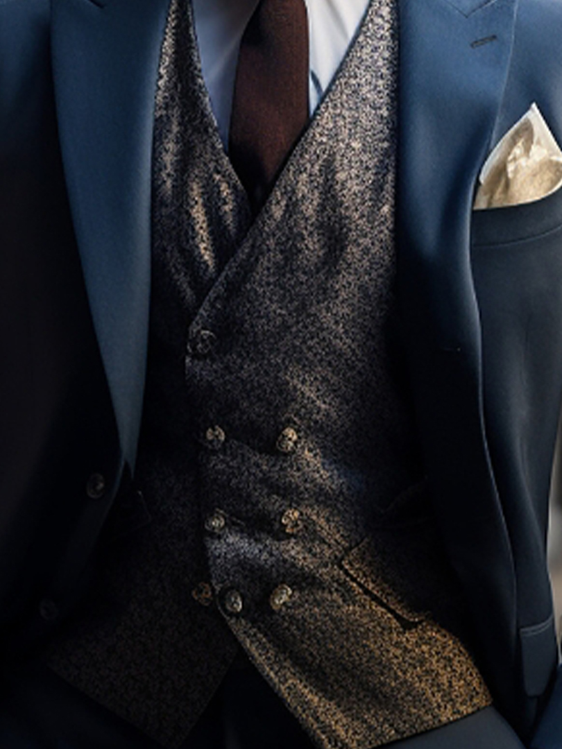 Gilded Vault Suit-thumb